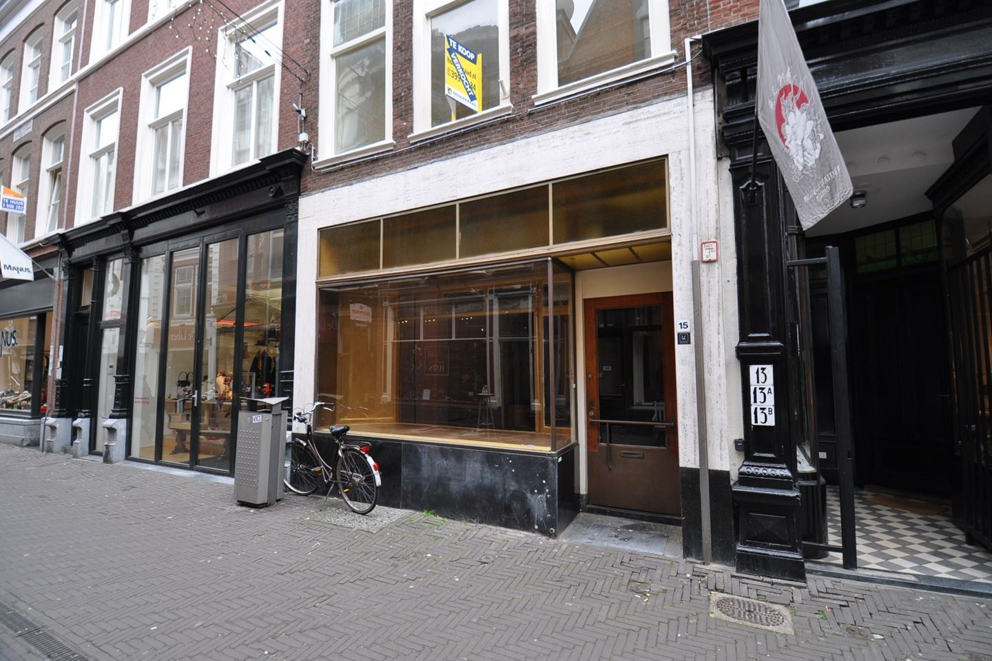 Papestraat 15 in Den Haag Winkelruimte kopen