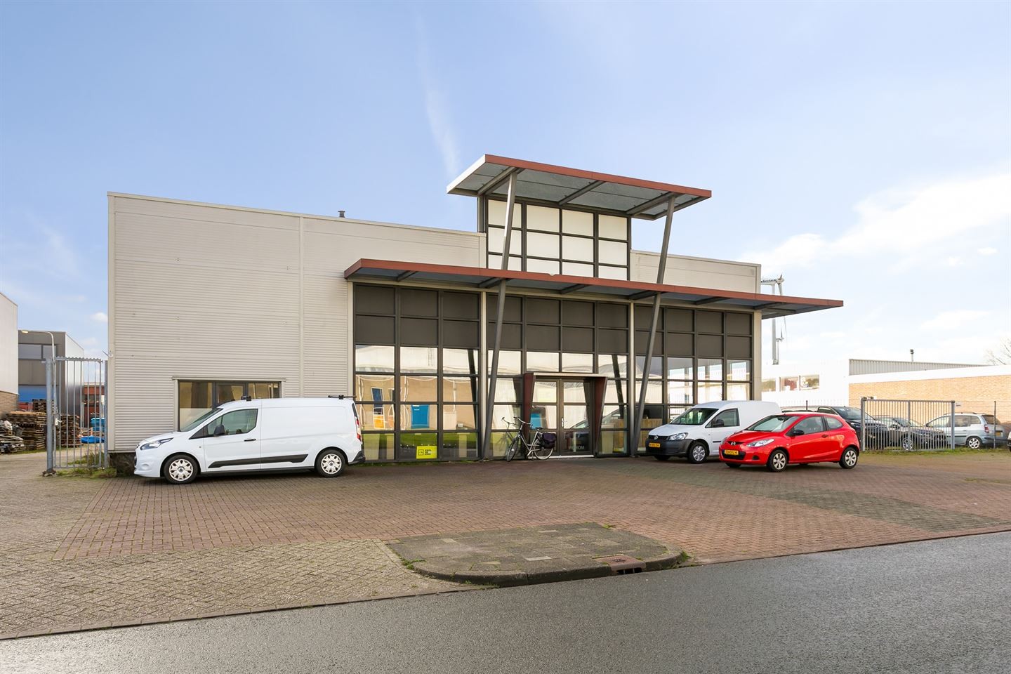 Pallasweg 8 in Leeuwarden Bedrijfsruimte huren