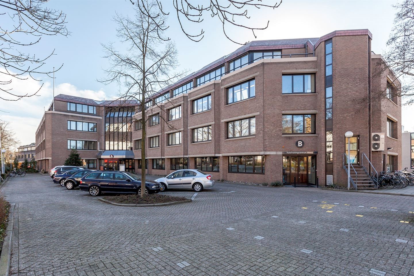 van Houten Industriepark 11 Weesp Kantoor huren