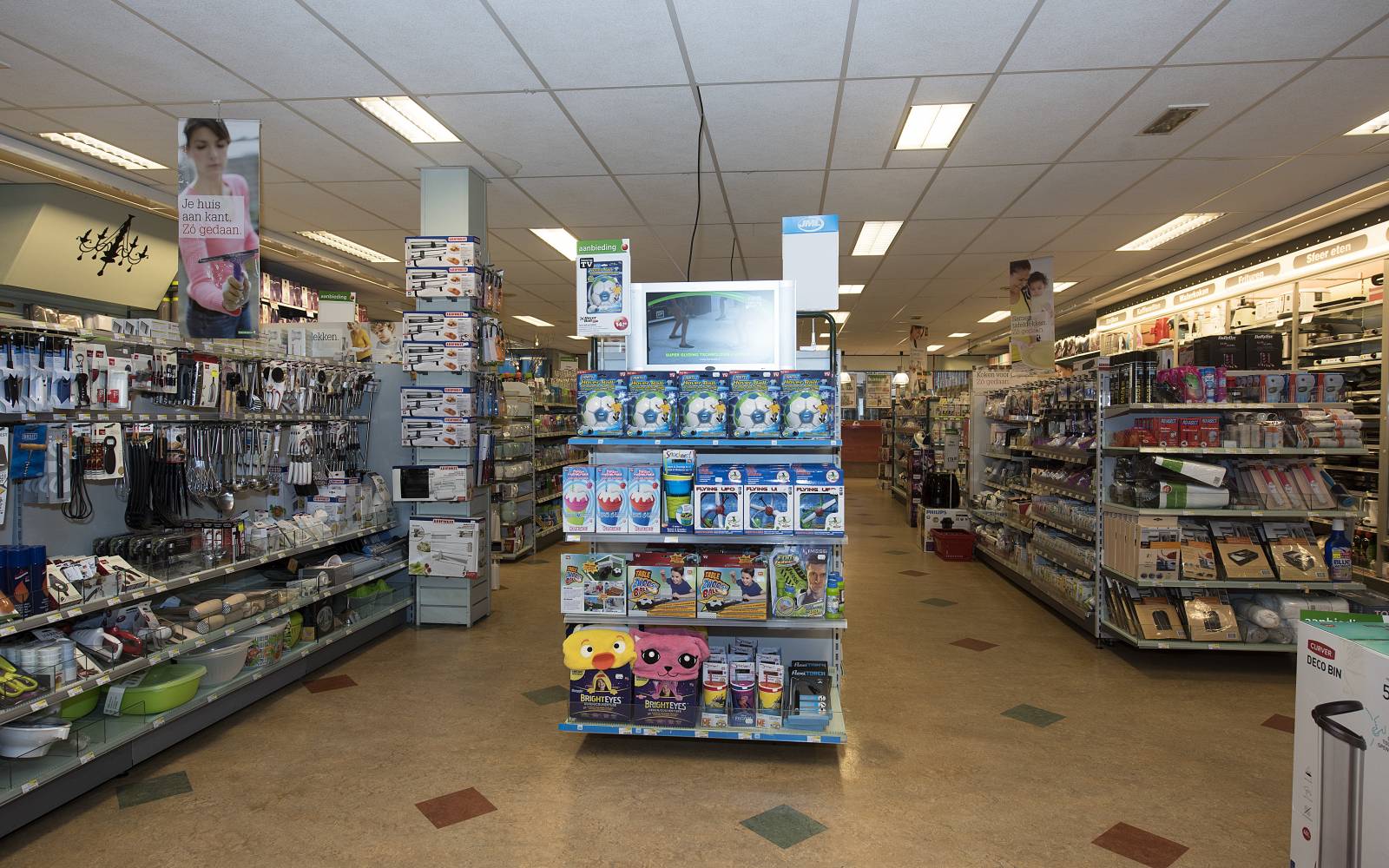 Westeinde 10 Vriezenveen Winkel huren Westeinde 10 Vriezenveen Winkel huren