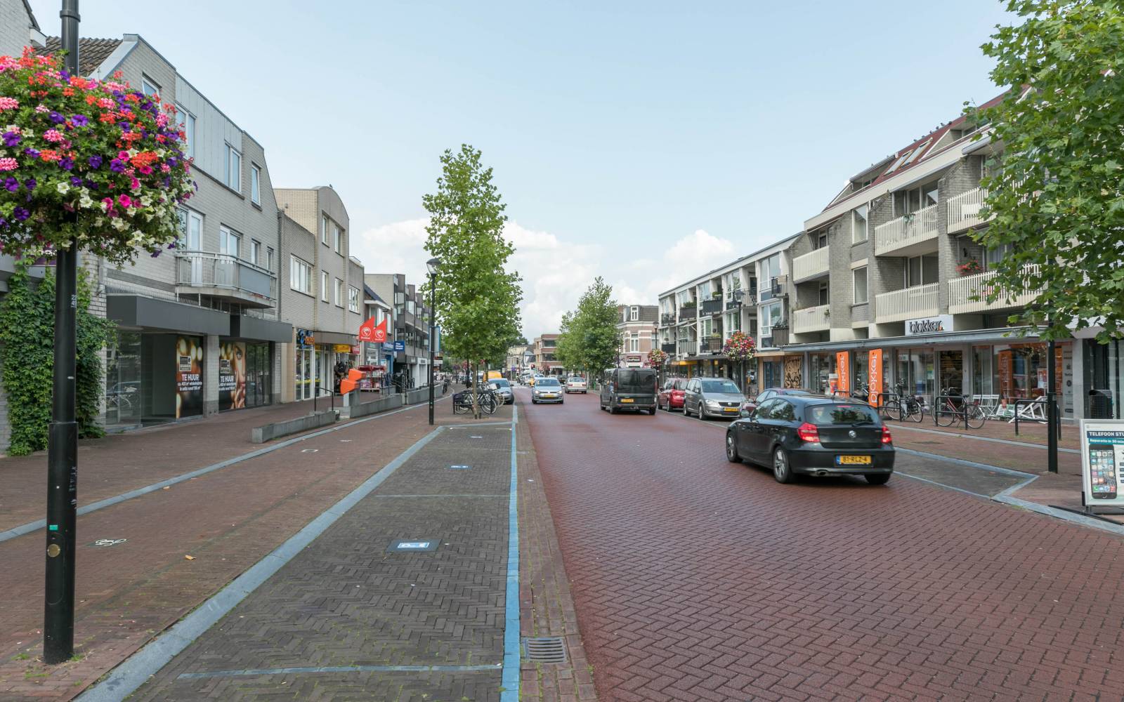 van Weedestraat 27 Soest Winkel huren