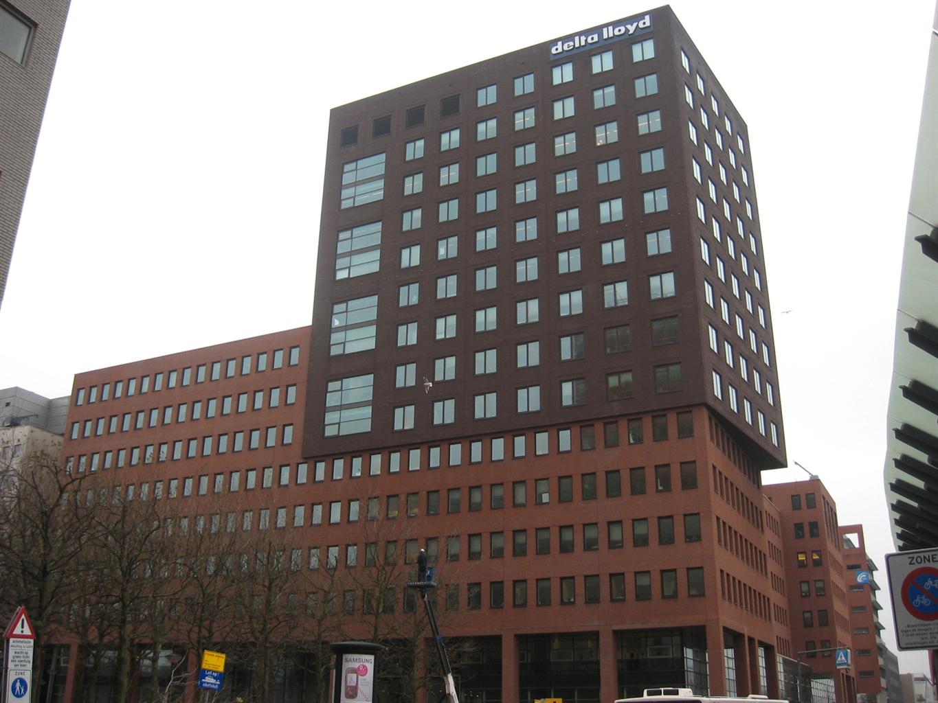 Johanna Westerdijkplein 1 in Den Haag - Kantoor huren