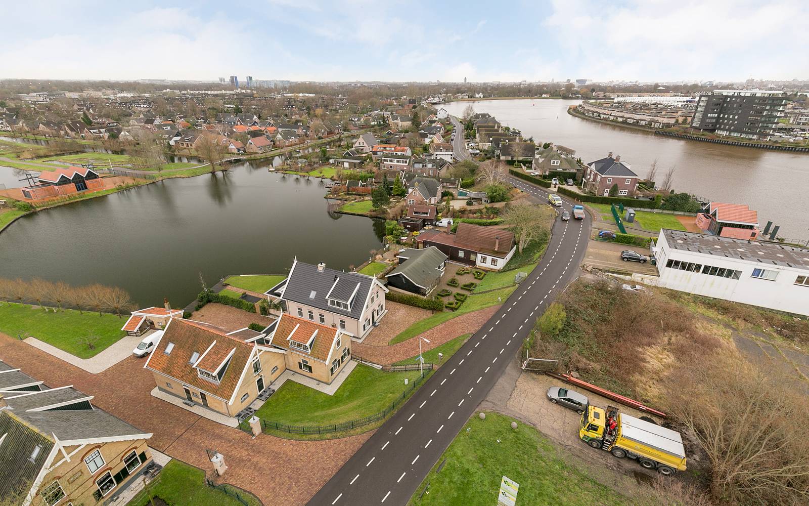 Ouderkerk Aan Den Ijssel IJsseldijk-West 110 Ouderkerk aan den ijssel - Kantoor kopen